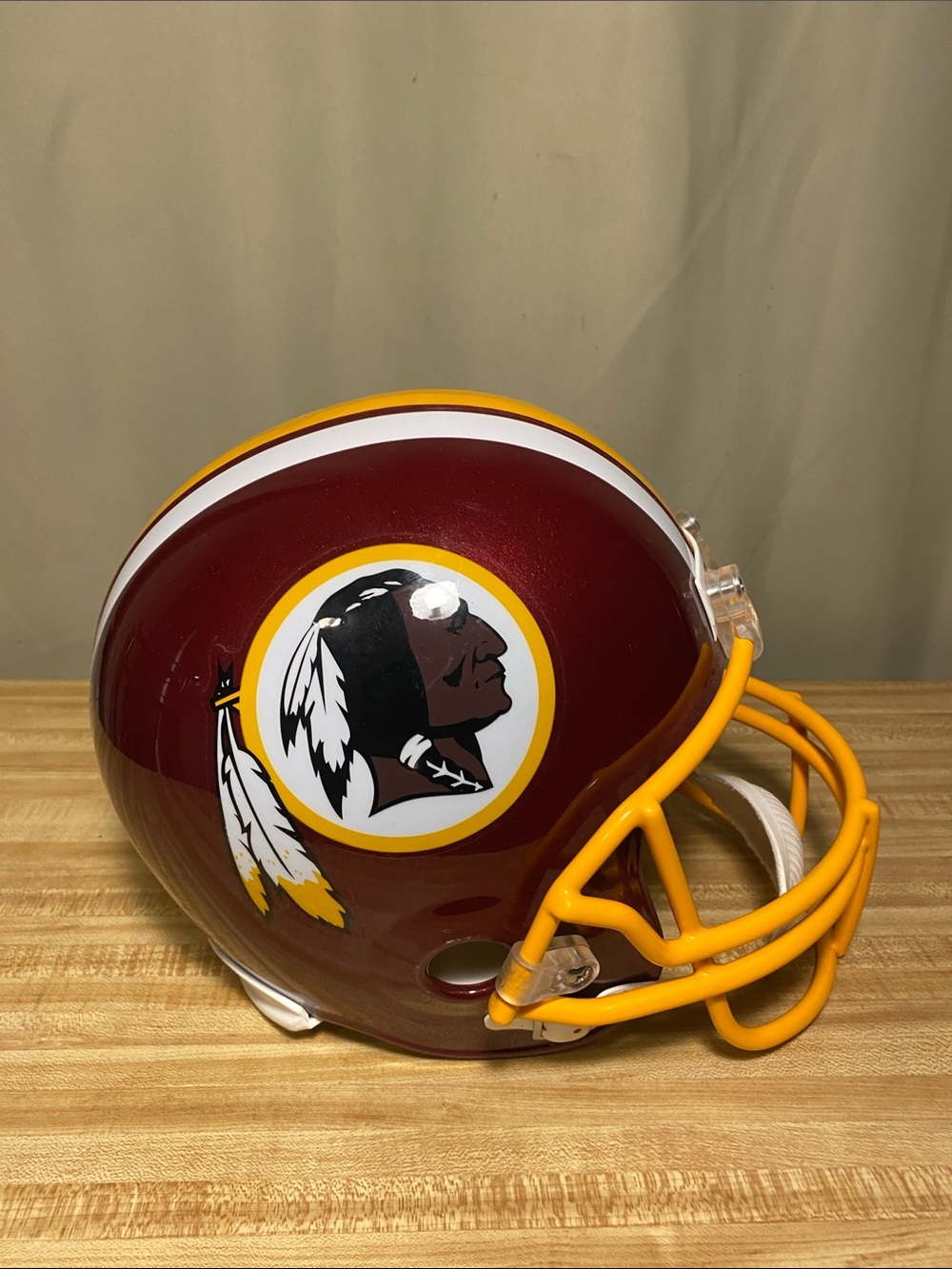 Washington Redskins Riddell  Collectible,Display Full Size Football Helmet